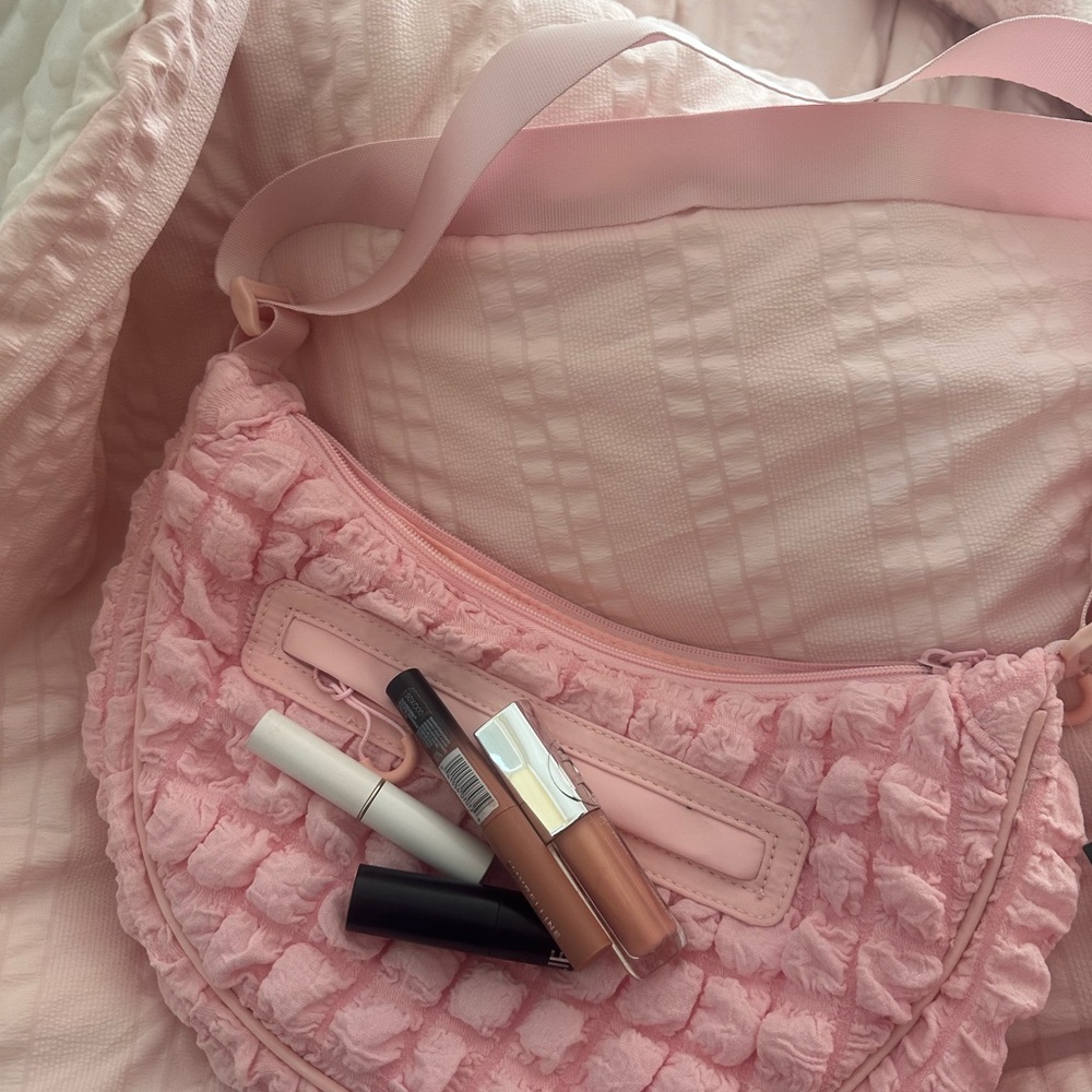 Wild Fable Blush Quilted Shoulder Bag - Picture 3 of 3